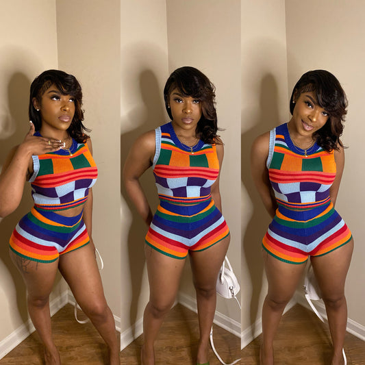 Living in color 2 piece